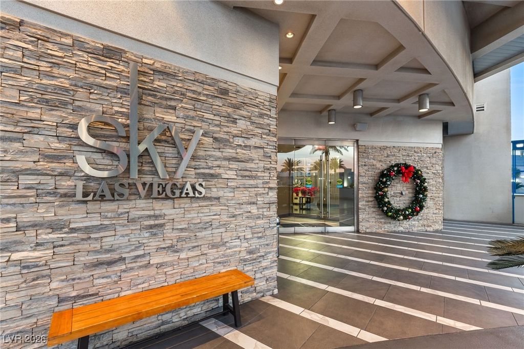 Image 2 of property listing at 2700 Las Vegas Boulevard 3705, Las Vegas, NV 89109