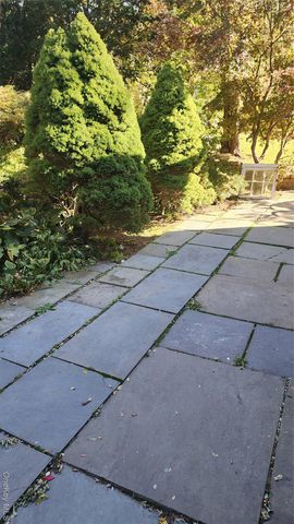 22 Beach Street 1, White Plains, NY 10604