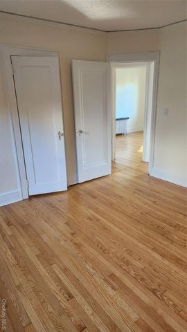 22 Beach Street 1, White Plains, NY 10604