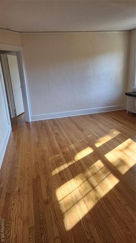 22 Beach Street 1, White Plains, NY 10604