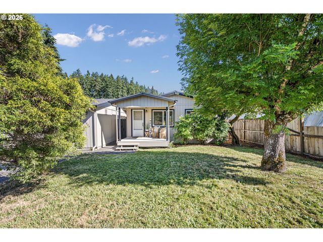 5949 LILAC Ln, Springfield, OR 97478