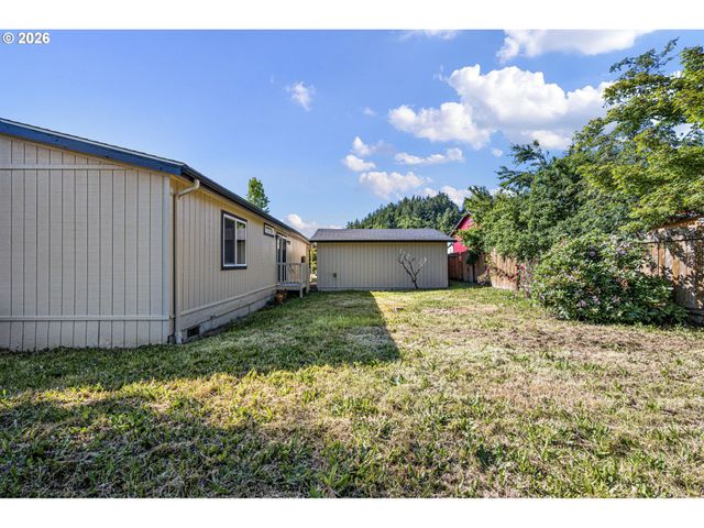 5949 LILAC Ln, Springfield, OR 97478