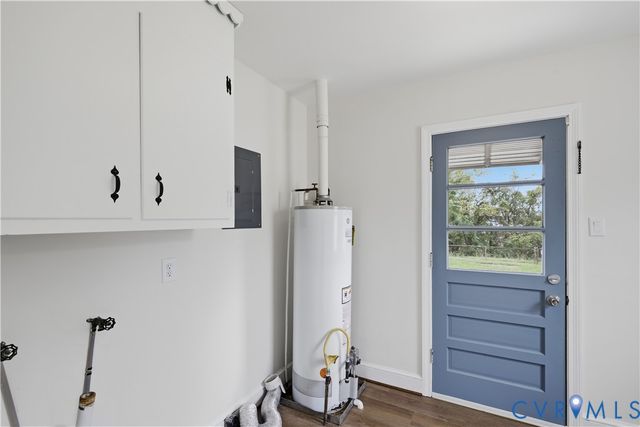 513 Pinehurst Ave, Colonial Heights, VA 23834
