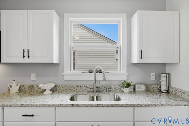 513 Pinehurst Ave, Colonial Heights, VA 23834