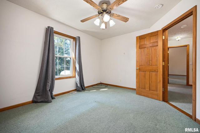 206 GLENDALE Lane, East Peoria, IL 61611