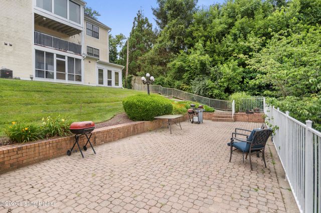 2730 Brownsboro Rd APT 144, Louisville, KY 40206