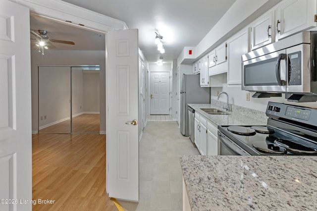 2730 Brownsboro Rd APT 144, Louisville, KY 40206