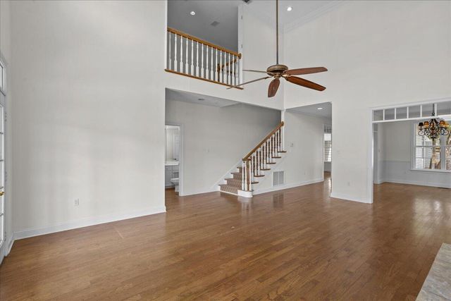 202 40th Pl, Hattiesburg, MS 39402