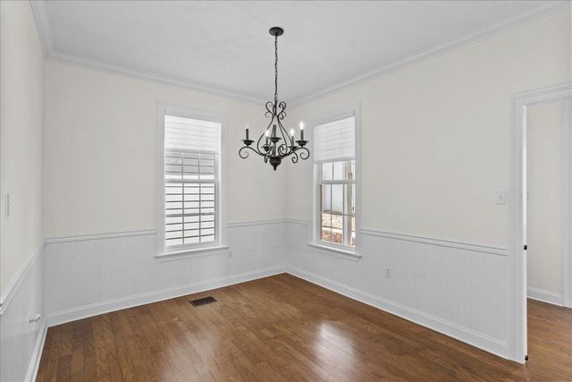 202 40th Pl, Hattiesburg, MS 39402