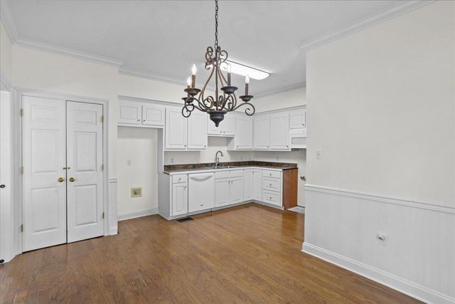 202 40th Pl, Hattiesburg, MS 39402