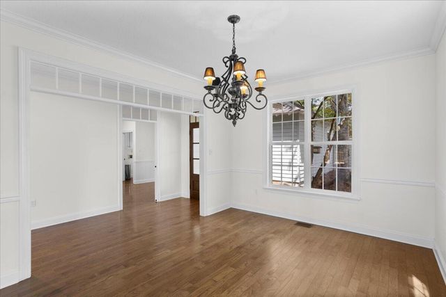 202 40th Pl, Hattiesburg, MS 39402