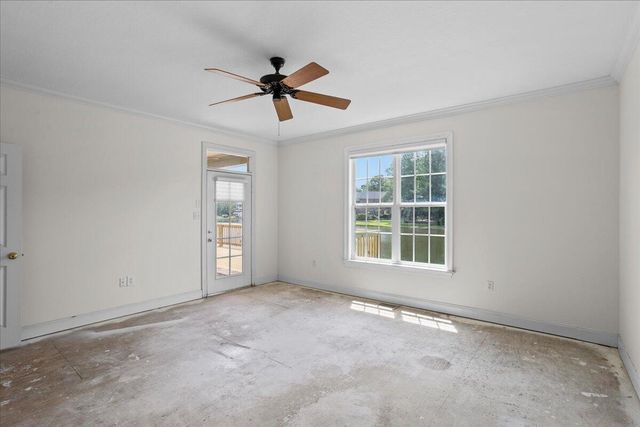 202 40th Pl, Hattiesburg, MS 39402