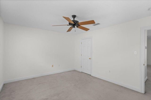 202 40th Pl, Hattiesburg, MS 39402