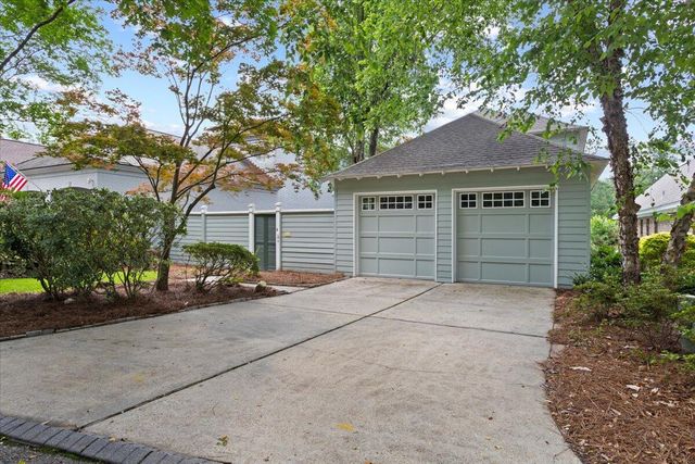 202 40th Pl, Hattiesburg, MS 39402