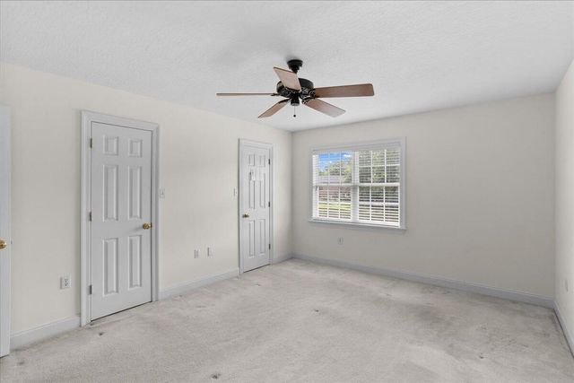 202 40th Pl, Hattiesburg, MS 39402