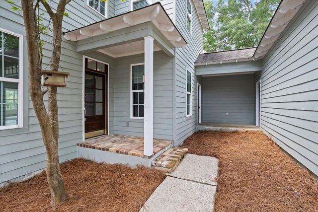 202 40th Pl, Hattiesburg, MS 39402