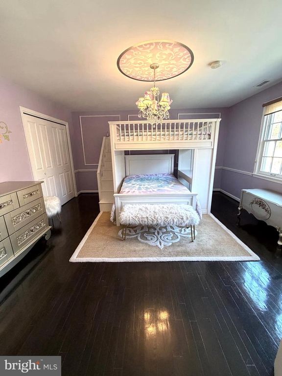 Image 14 of property listing at 5103 YUMA ST NW, Washington, DC 20016