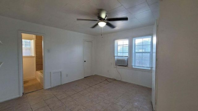 2101 38th Street, Lubbock, TX 79412