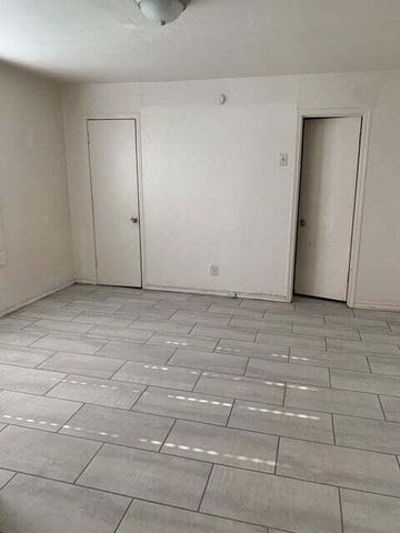 2101 38th Street, Lubbock, TX 79412