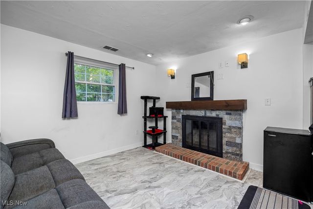 2908 Wexford Boulevard, Stow, OH 44224