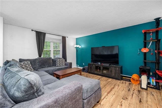 2908 Wexford Boulevard, Stow, OH 44224