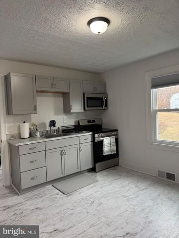 2519 HOCKMAN AVE, Winchester, VA 22601