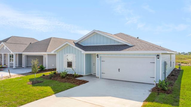 157 W Gray Owl Drive, Freeport, FL 32439