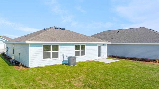 157 W Gray Owl Drive, Freeport, FL 32439