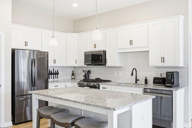 3132 Mckinney Road, Grove City, OH 43123