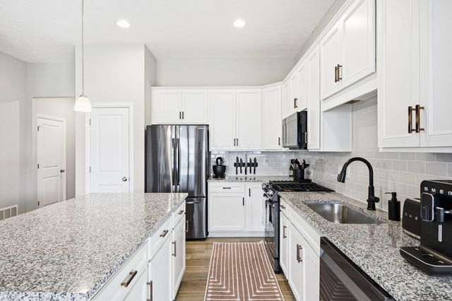 3132 Mckinney Road, Grove City, OH 43123