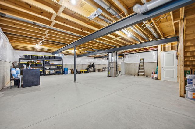 3132 Mckinney Road, Grove City, OH 43123