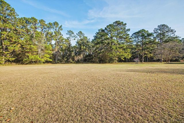 4538 Running Meadows Lane, Tallahassee, FL 32303