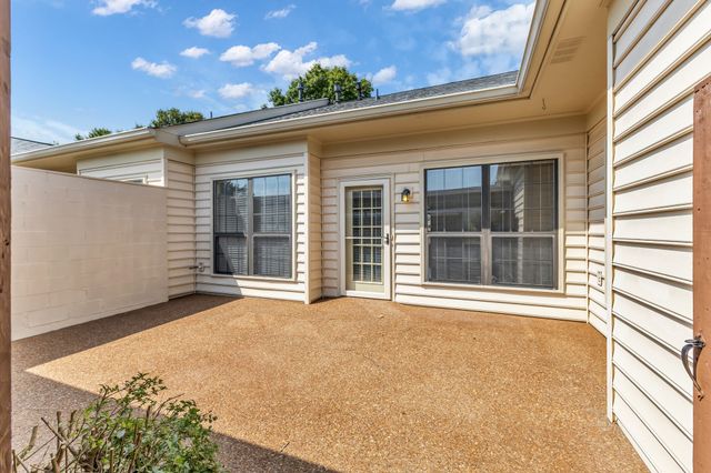 8008 Sunrise Cir, Franklin, TN 37067