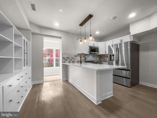 307 35TH ST NE, Washington, DC 20019