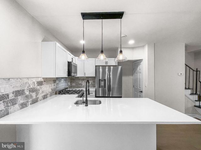 307 35TH ST NE, Washington, DC 20019