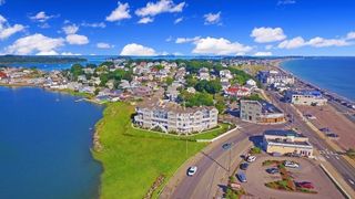 7 Bay St 10, Hull, MA 02045