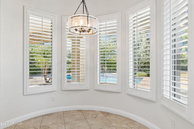 3722 E ZACHARY Drive, Phoenix, AZ 85050