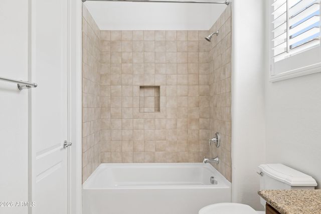 3722 E ZACHARY Drive, Phoenix, AZ 85050