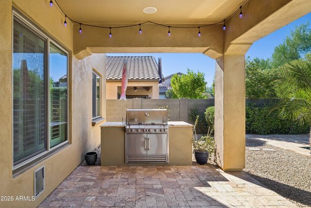 3722 E ZACHARY Drive, Phoenix, AZ 85050
