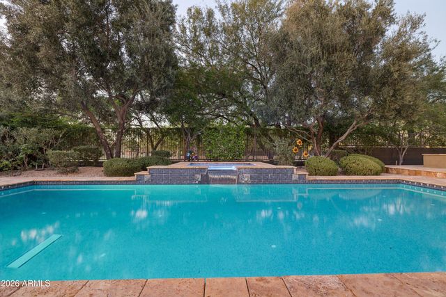 3722 E ZACHARY Drive, Phoenix, AZ 85050