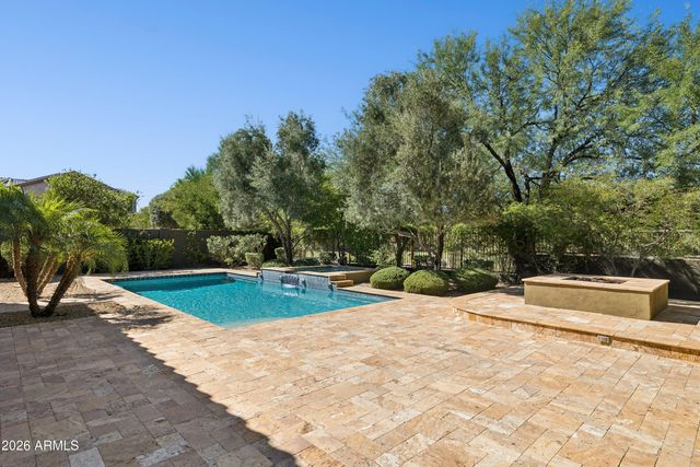 3722 E ZACHARY Drive, Phoenix, AZ 85050