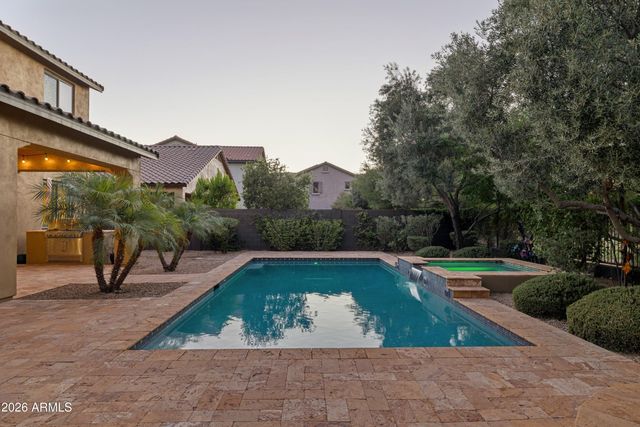 3722 E ZACHARY Drive, Phoenix, AZ 85050