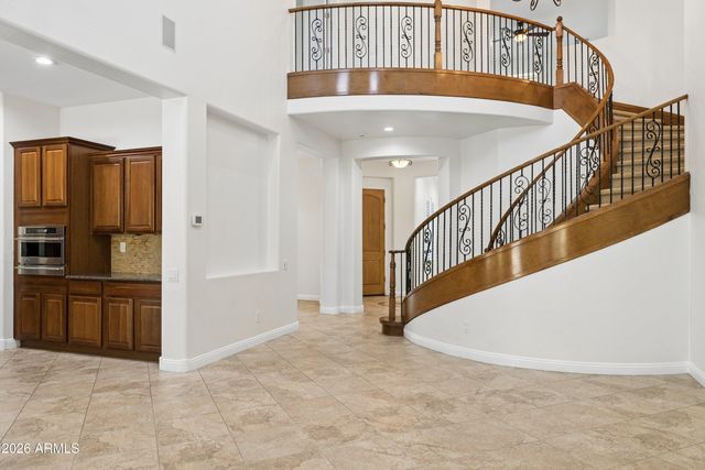 3722 E ZACHARY Drive, Phoenix, AZ 85050