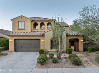 3722 E ZACHARY Drive, Phoenix, AZ 85050