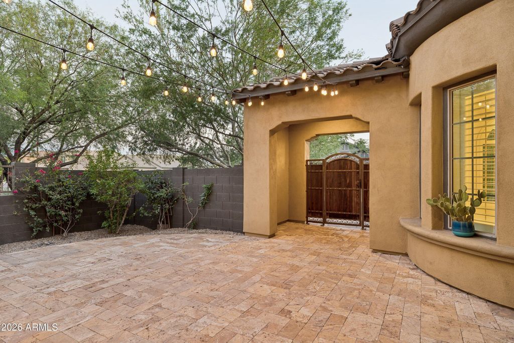 3722 E ZACHARY Drive, Phoenix, AZ 85050 — photo 4