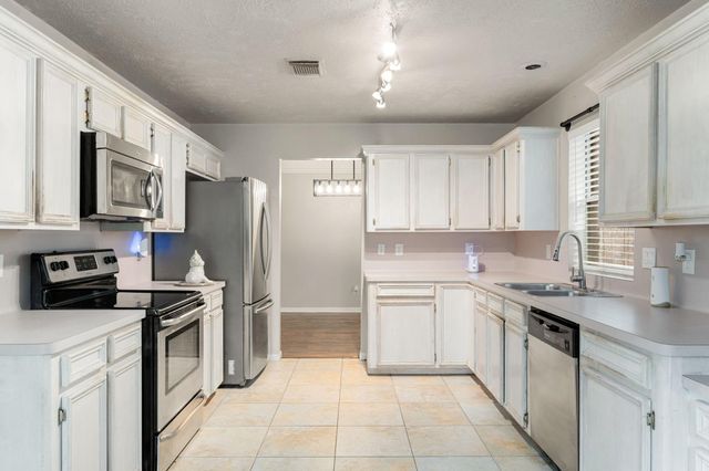 6023 S S Trafalgar Court, Katy, TX 77449