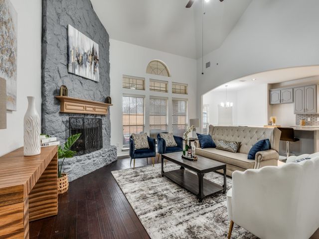 4719 Barn Owl Trail, Grand Prairie, TX 75052