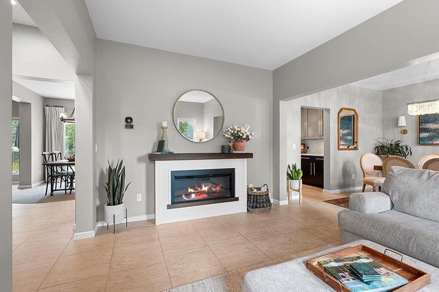 1111 HUNTINGTON WAY, Suamico, WI 54173