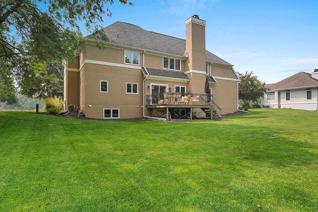 1111 HUNTINGTON WAY, Suamico, WI 54173