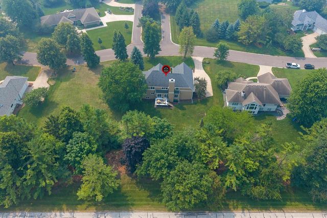 1111 HUNTINGTON WAY, Suamico, WI 54173